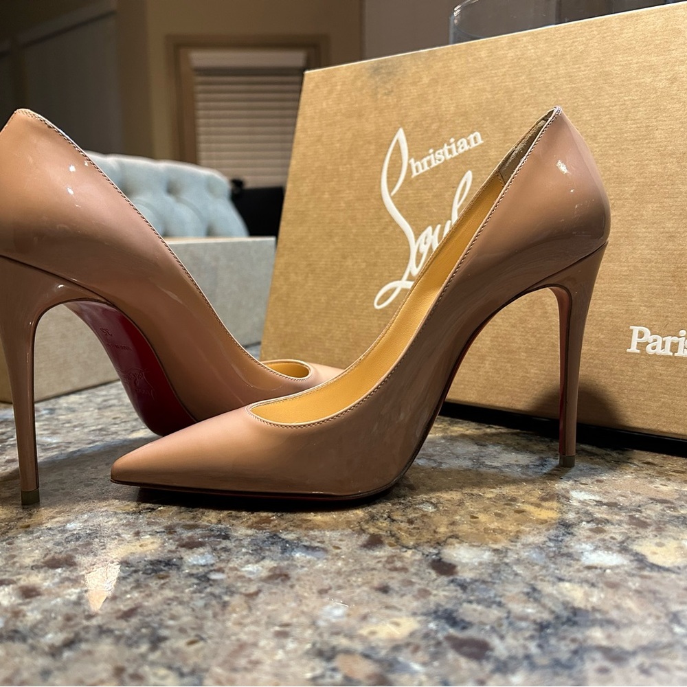 Christian Louboutin Nude Kate 100mm